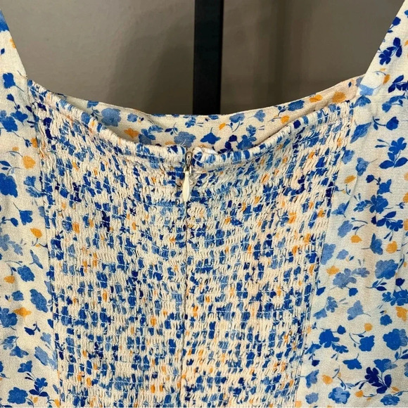 Favorite Daughter Square Neck Floral Blouse Poppy Blue White Large NWT Feminine - Picture 4 of 6